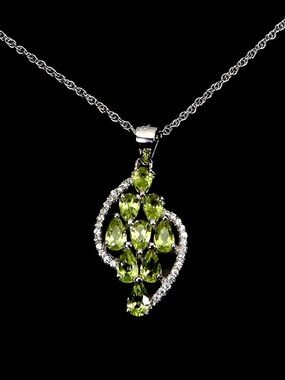 Natural Green Peridot Teardrop 2.25CT Pendant Necklace 925 Sterling Silver 18”